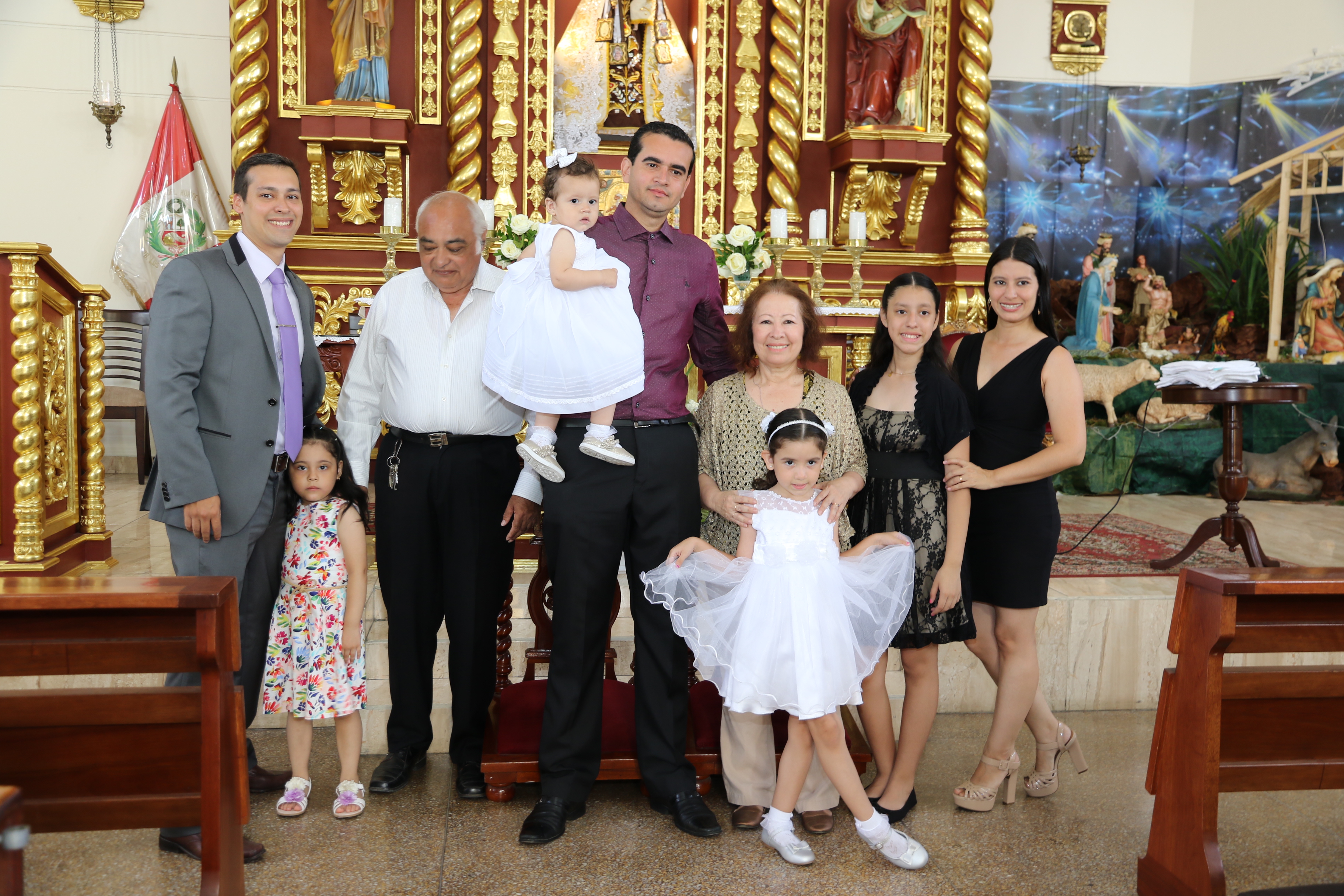 fotógrafo en Iglesia en el distrito de Santiago de Surco, Perú